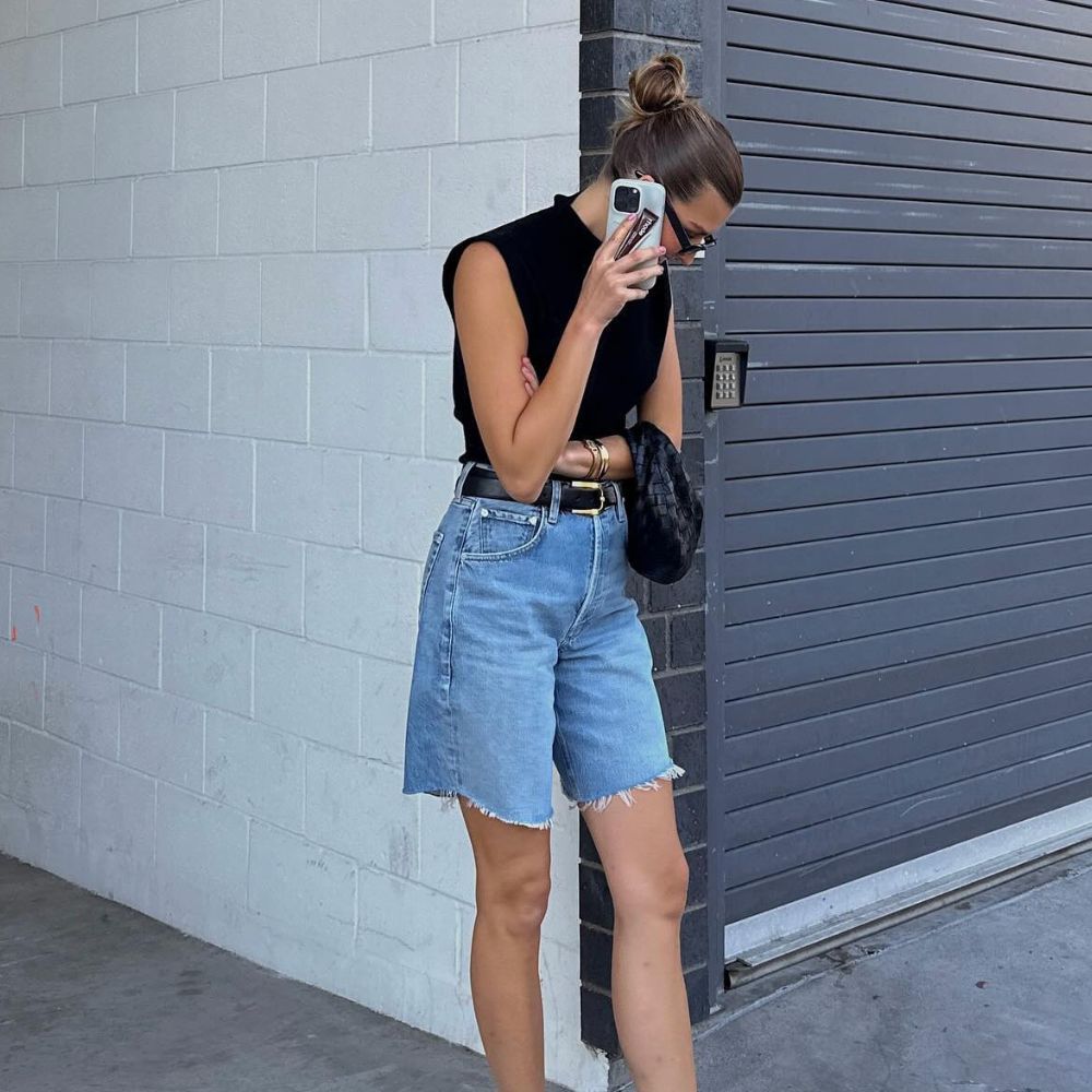Trust Me—These Are the 5 Shoe Styles That Makes Denim Shorts Look Their Chicest