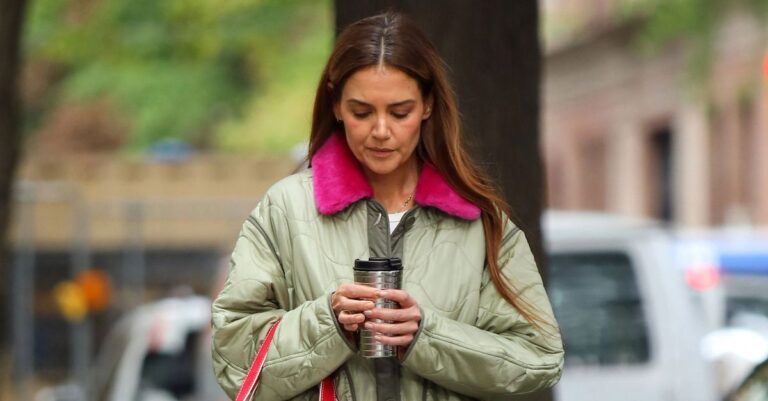 Katie Holmes Just Wore the $35 Bag I Suddenly Need in Every Color