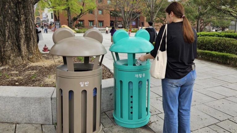 hero2 swna seoul rubbish bins dezeen 2364 col 0 1