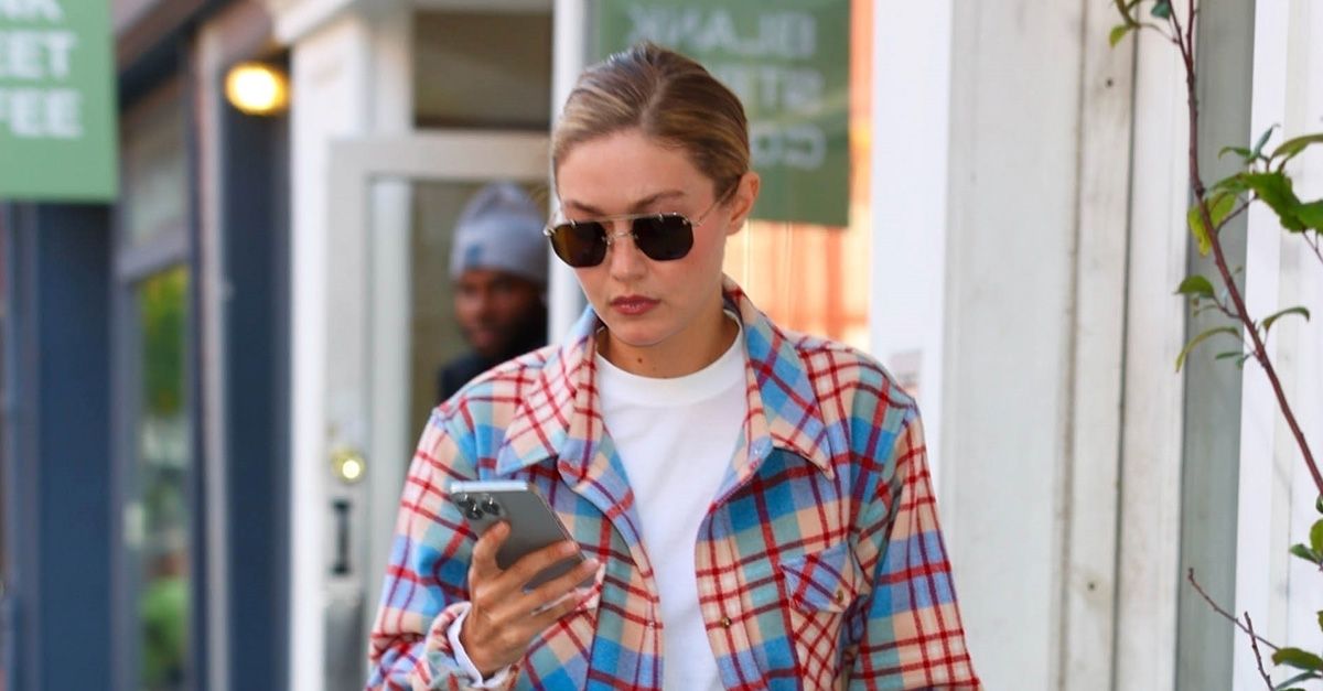 Gigi Hadid Wore the '90s Shirt Trend That Makes Light-Wash Jeans More Fall-Friendly