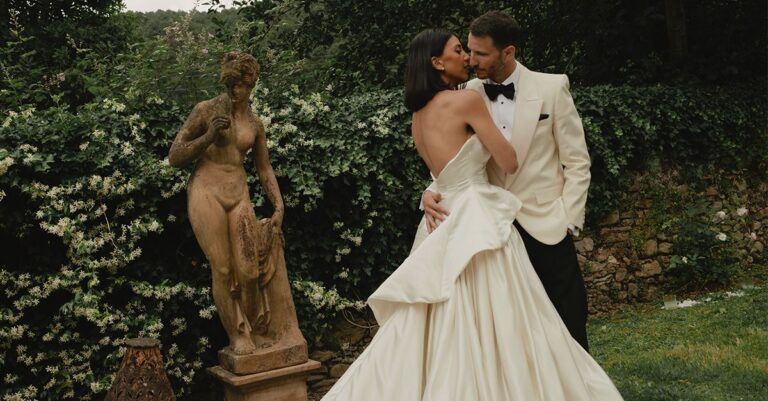 An Emilia Wickstead Gown and an Italian Feast Set the Tone for This Stunning Tuscan Wedding