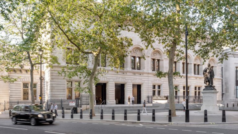 national portrait gallery london jamie fobert architects purcell renovation revamp olivier hess dezeen 2364 hero1