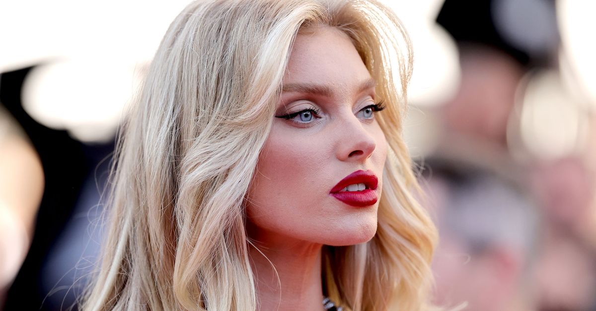 Elsa Hosk's Wildly Accurate Princess Diana Halloween Costume Is Going Viral