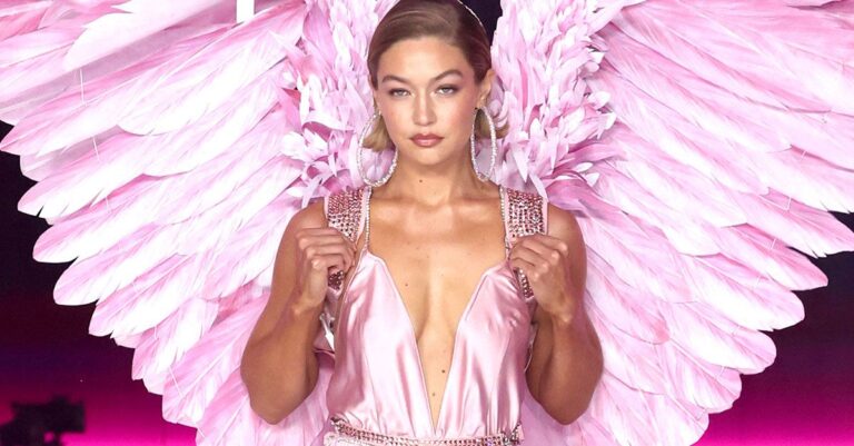 All the Jaw-Dropping Runway Looks From the 2024 Victoria's Secret Fashion Show