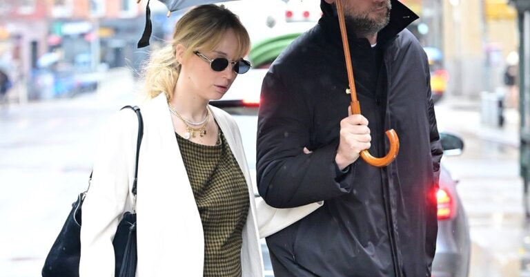 Jennifer Lawrence Just Wore the Elegant Boot Trend French Women Actually Wear All the Time