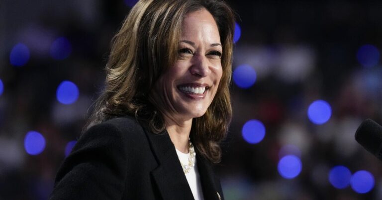 urlhttps3A2F2Fcalifornia times brightspot.s3.amazonaws.com2Fa72F0a2F7d4367be415c9db13f2682abf6632Felection 2024 kamala harris 11888