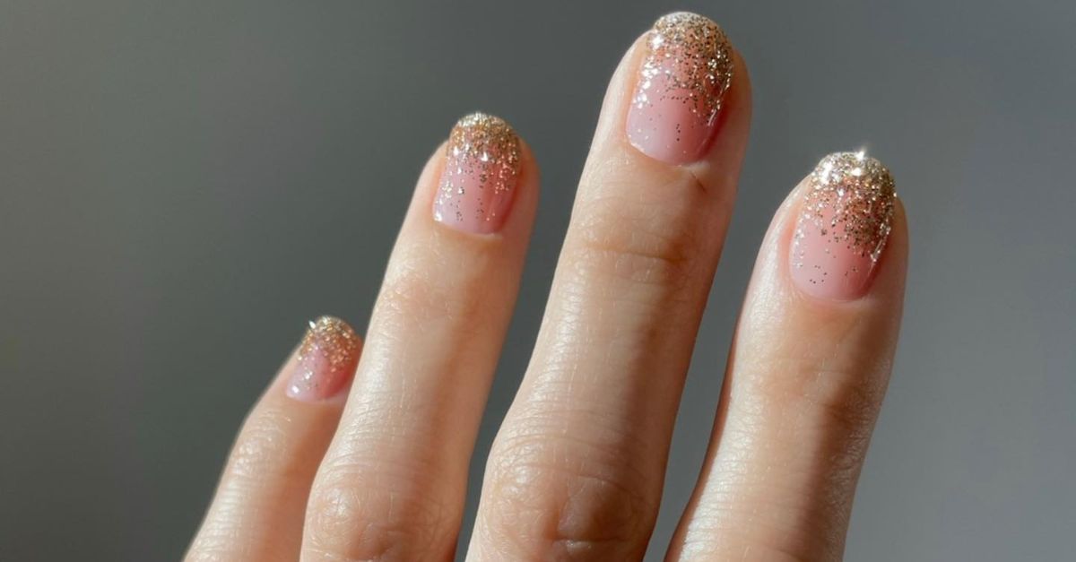 Christmas Nails Can Be a Little Tacky, But These 13 Festive Manicures Are Elegant and Very Chic