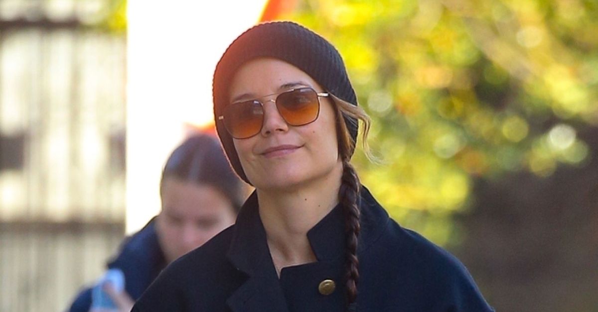 Katie Holmes Wore the Controversial Denim Trend New Yorkers Wear Instead of Skinny Jeans