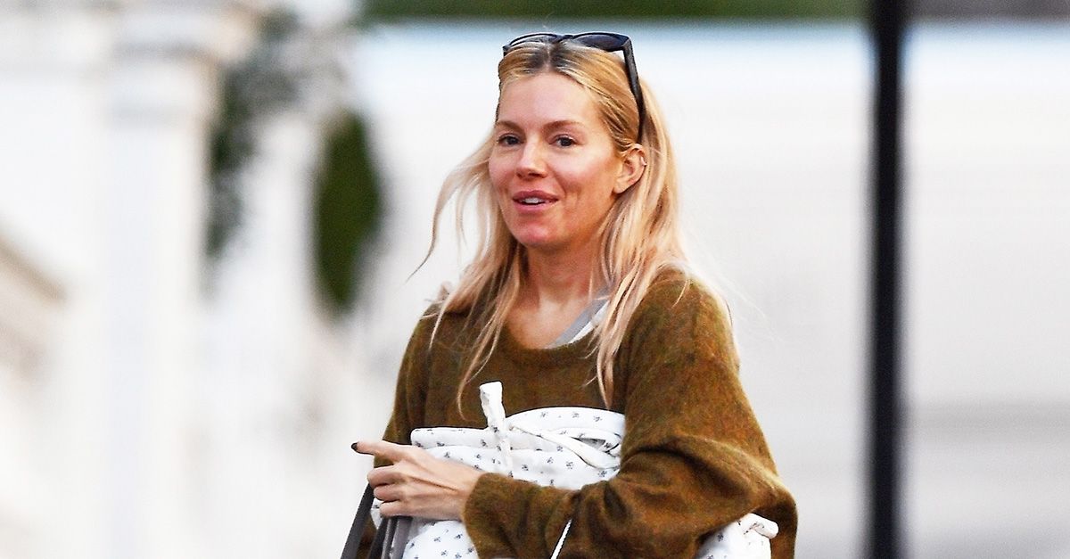 Sienna Miller Just Made Me Want to Wear the Jeans I Stopped Wearing Years Ago