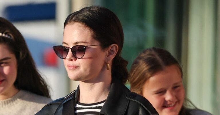 Selena Gomez Wore the Casual Winter Flats L.A. Girls Swear By