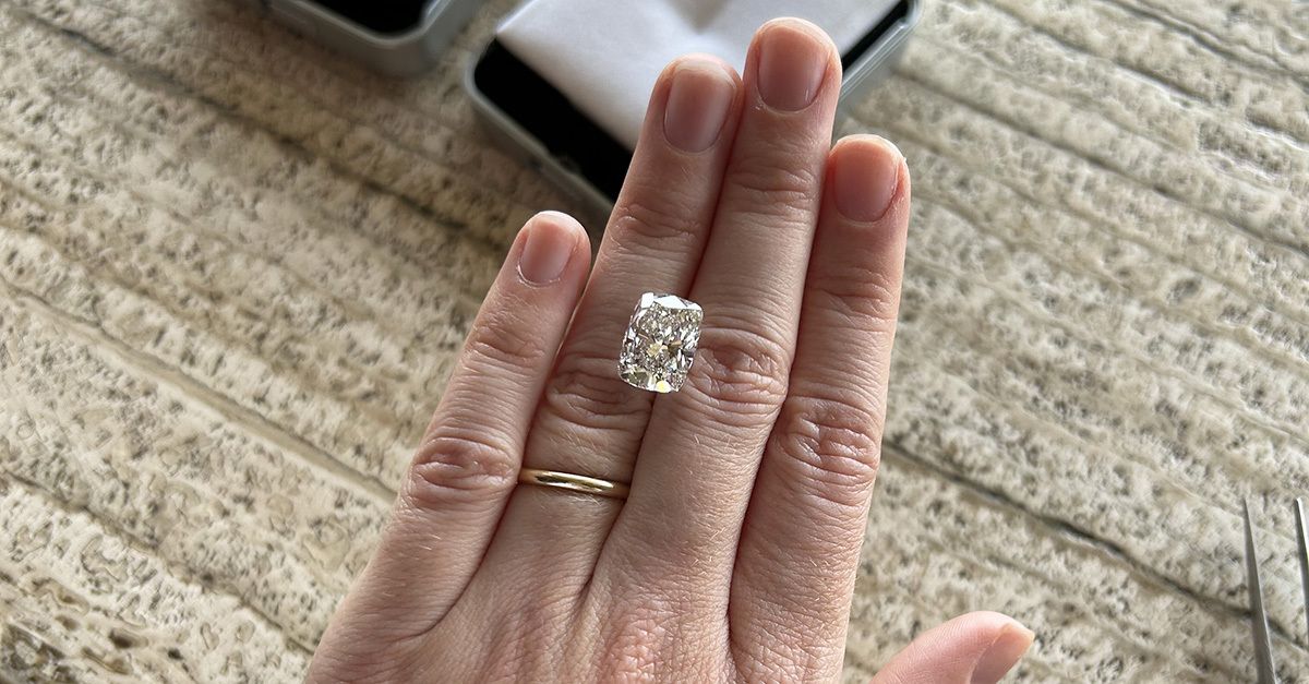 Customizing An Engagement Ring Is Now Easier Than Ever Thanks to This Heritage Jeweler