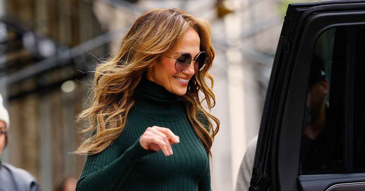 8 Especially Chic Jennifer Lopez Outfits That Rely on Elevated Basics