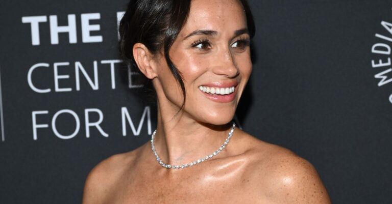 I Found Out Meghan Markle Uses This Highlighter—Now I'm Stocking Up Ahead of Holiday Parties