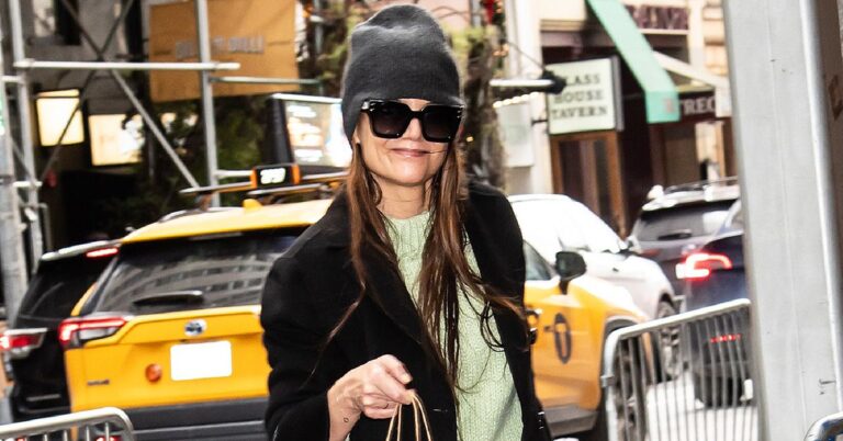 Katie Holmes Left White Pants in the Dust for This Pretty Pant Color Trend