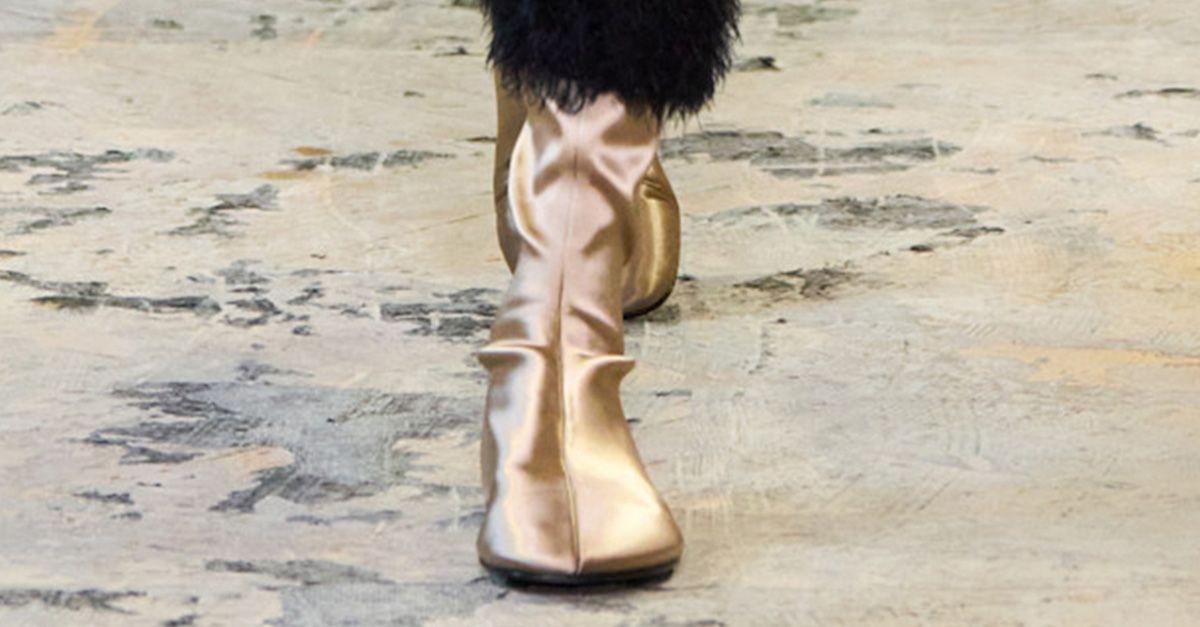 6 Controversial Shoe Trends Fashion People Are Buying This Year