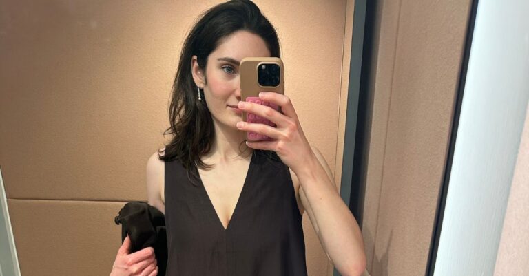 No Lie—This Throw-On Linen Dress Is the Chicest Thing on the High Street Right Now